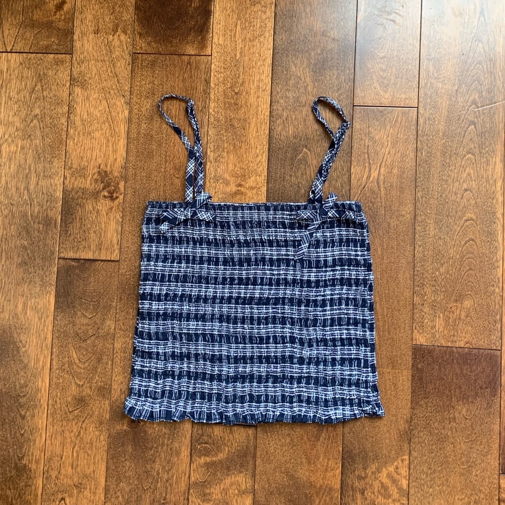 CROPPED TOP